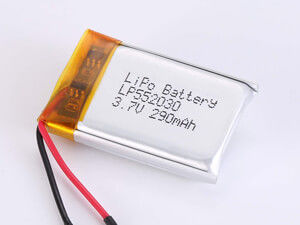 500 چرخه عمر چرخه LP552030 پرزماتیک 3.7V 290MAH باتری پلیمر لیتیوم برای هواپیماهای بدون سرنشین -10C -65C