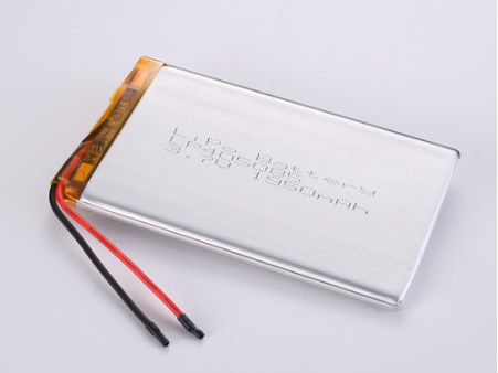 LP405085 3.7V 1950MAH باتری پلیمر لیتیوم نقره ای با حداکثر سرعت تخلیه 1C و درجه A 12 ماه یک سال گارانتی