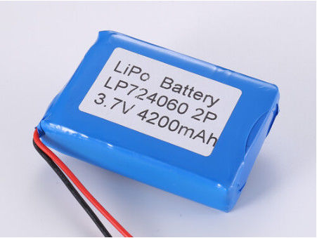 LP724060 3.7V 4200MAH باتری لیتیون برای کاربردهای صنعتی با جریان تخلیه 1C